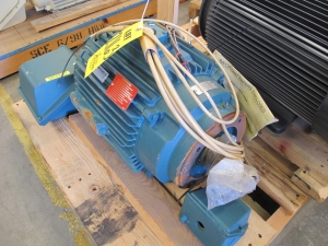 MOTOR, ELECTRIC TYPE, 15 HORSEPOWER, 460VAC 3 PHASE ELEC RATING, 1200 RPM, 284TCZ FRAME, 21.0 AMPS, TEAO ENCLOSURE, 1.0 SERVICE FACTOR. PART # 18YF881423 (W-44) LOADING & HANDLING FEE $15-